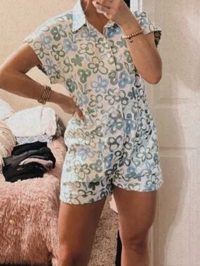Floral Short Sleeve Romper in Green & Light Blue